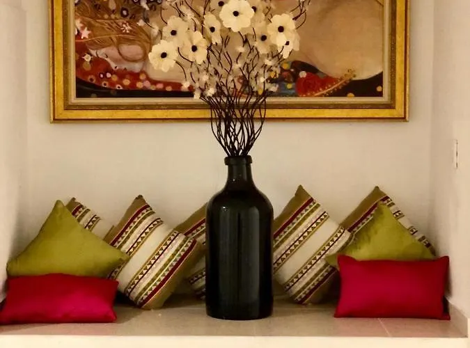 Las Almendras Guest house